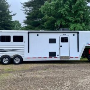 2022 Featherlite 3 horse trailer